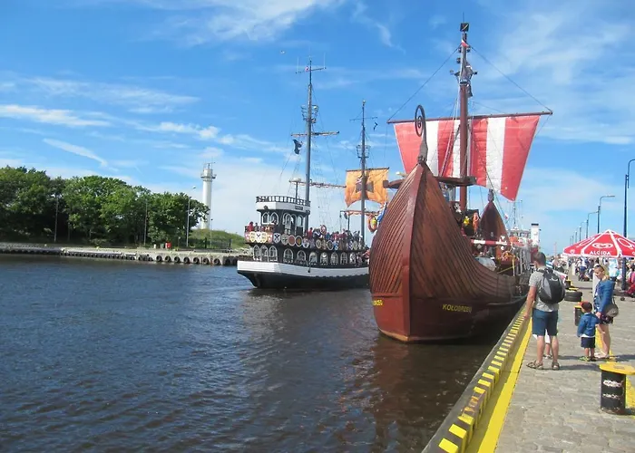 Apartment Z Balkonem Przy Latarni 150m Od Morza Kolobrzeg